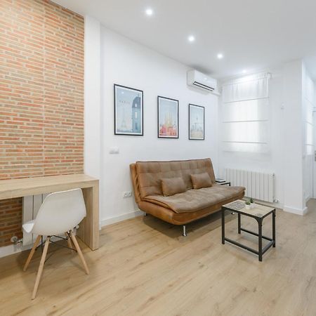 Апартаменты Avila Calle, Precioso Estudio En Santiago Bernabeu-Estrecho En Segundo Piso Sin Ascensor Мадрид Экстерьер фото