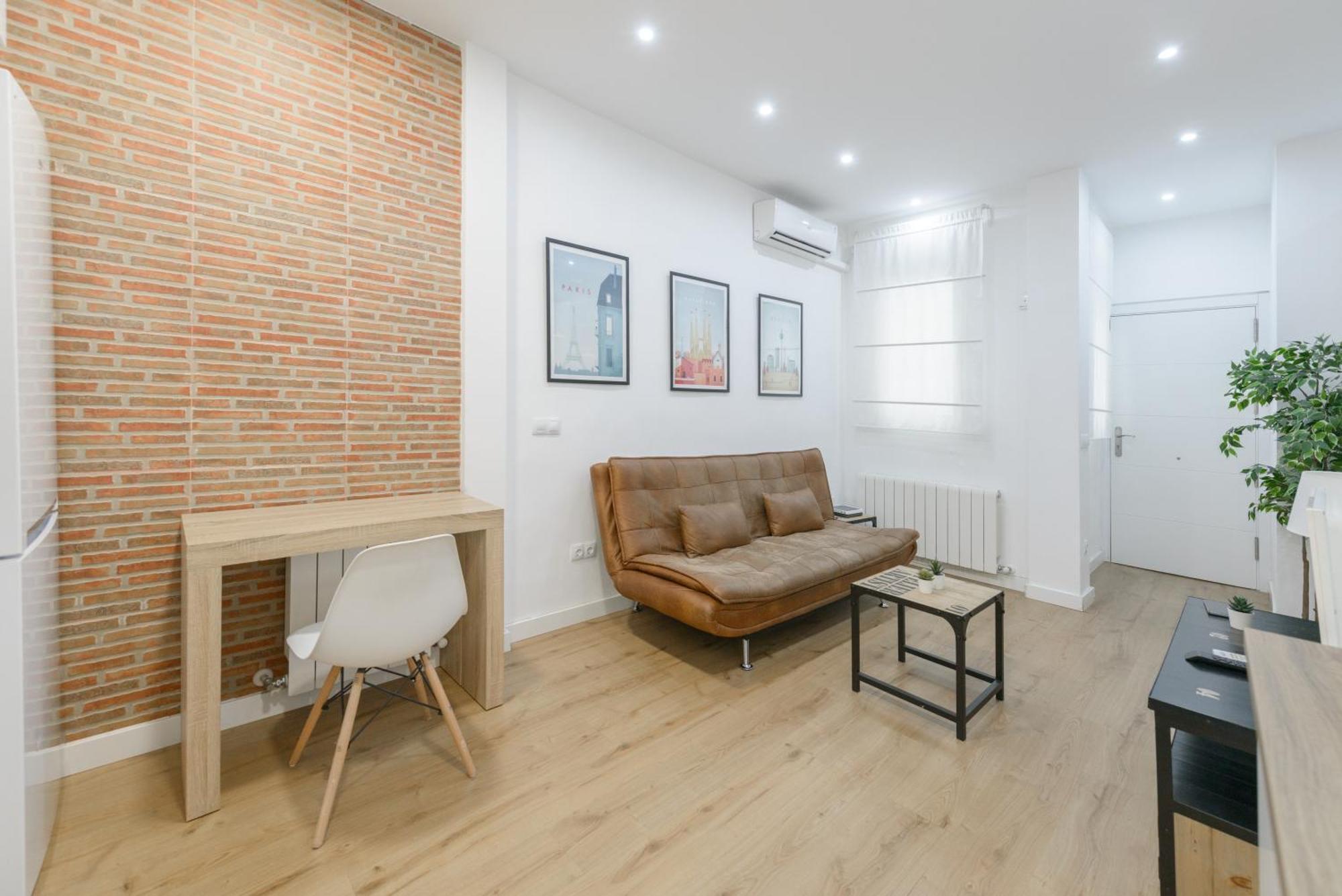 Апартаменты Avila Calle, Precioso Estudio En Santiago Bernabeu-Estrecho En Segundo Piso Sin Ascensor Мадрид Экстерьер фото