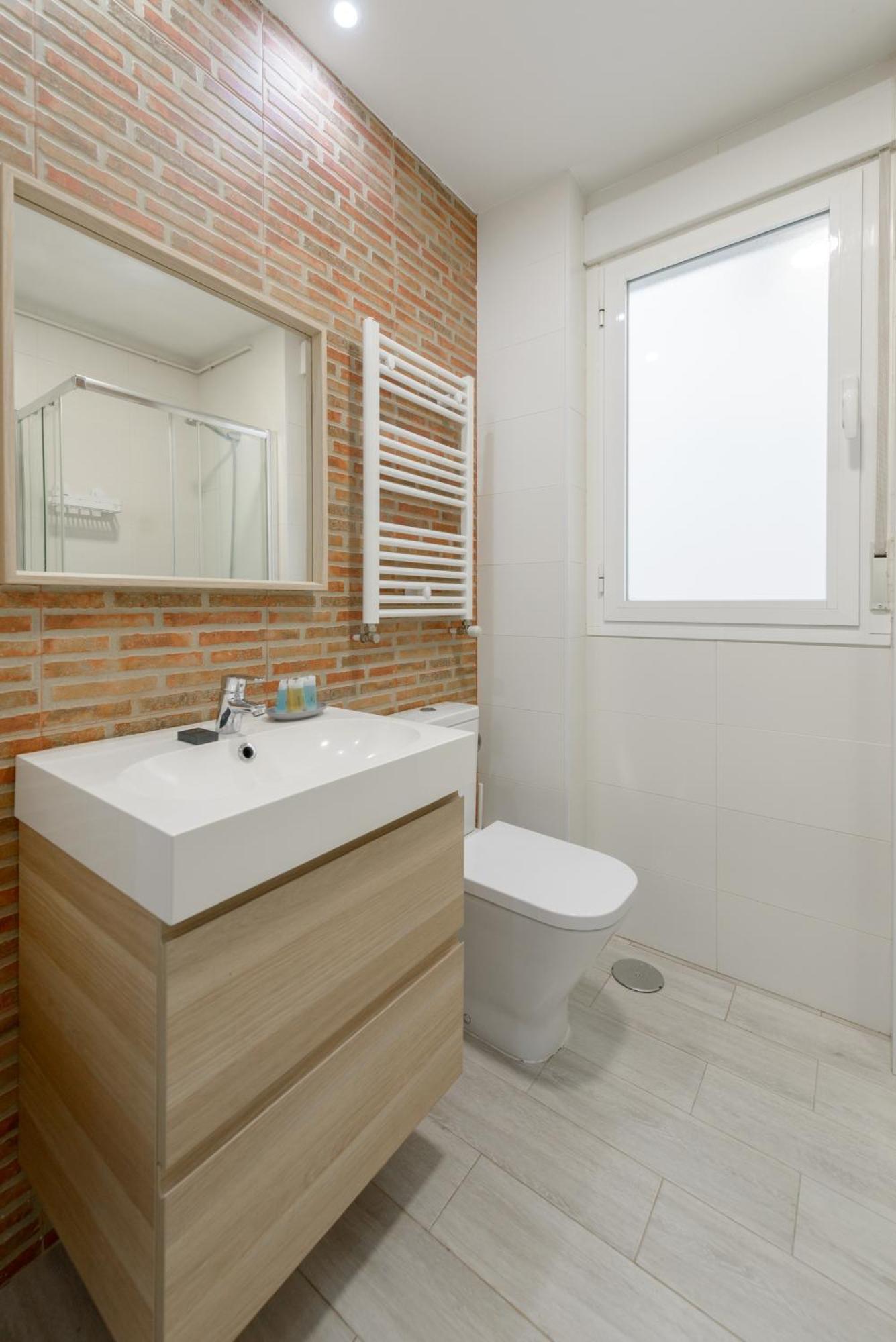 Апартаменты Avila Calle, Precioso Estudio En Santiago Bernabeu-Estrecho En Segundo Piso Sin Ascensor Мадрид Экстерьер фото