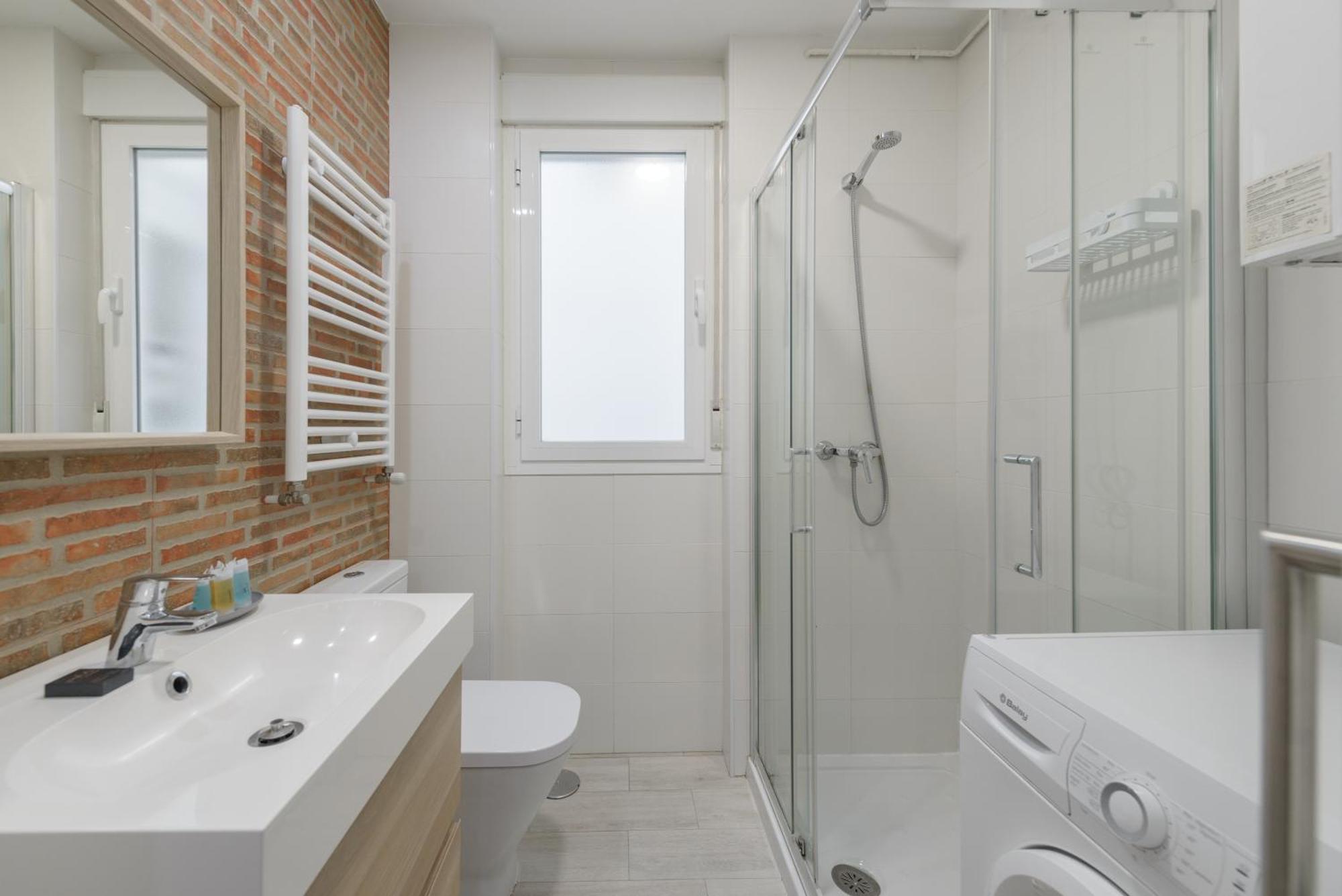 Апартаменты Avila Calle, Precioso Estudio En Santiago Bernabeu-Estrecho En Segundo Piso Sin Ascensor Мадрид Экстерьер фото