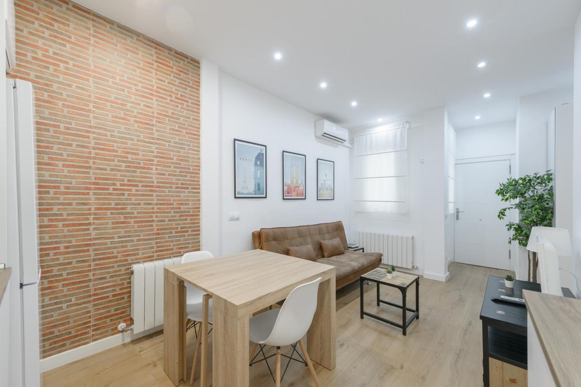Апартаменты Avila Calle, Precioso Estudio En Santiago Bernabeu-Estrecho En Segundo Piso Sin Ascensor Мадрид Экстерьер фото